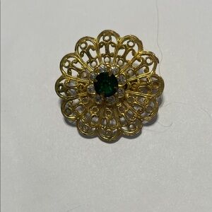 Cassiespells Gold and Green Floral Brooch